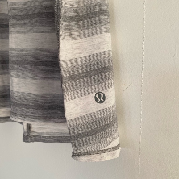 Lululemon grey & white striped tank, size 4 - Picture 2 of 3